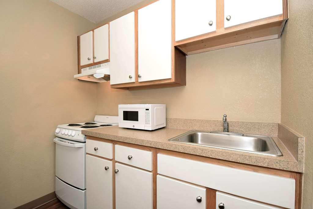 Extended Stay America Suites - Dallas - Plano Parkway - Medical Center Pokoj fotografie